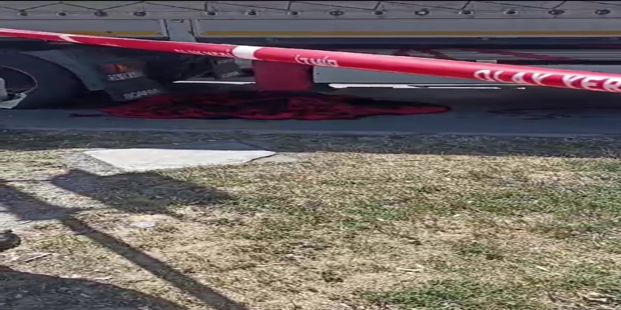 İzmir’de Tırın Altında Kalan Yaşlı Kadın Hayatını Kaybetti