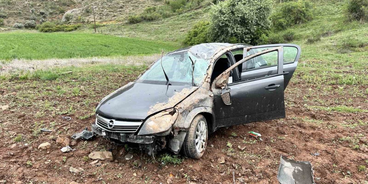 Polislik Sınavına Geliyordu, Aracıyla 5 Takla Attı Tedaviyi Kabul Etmedi