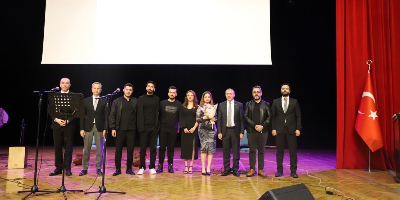 Ebyü’de Narkogençlik Sunumu