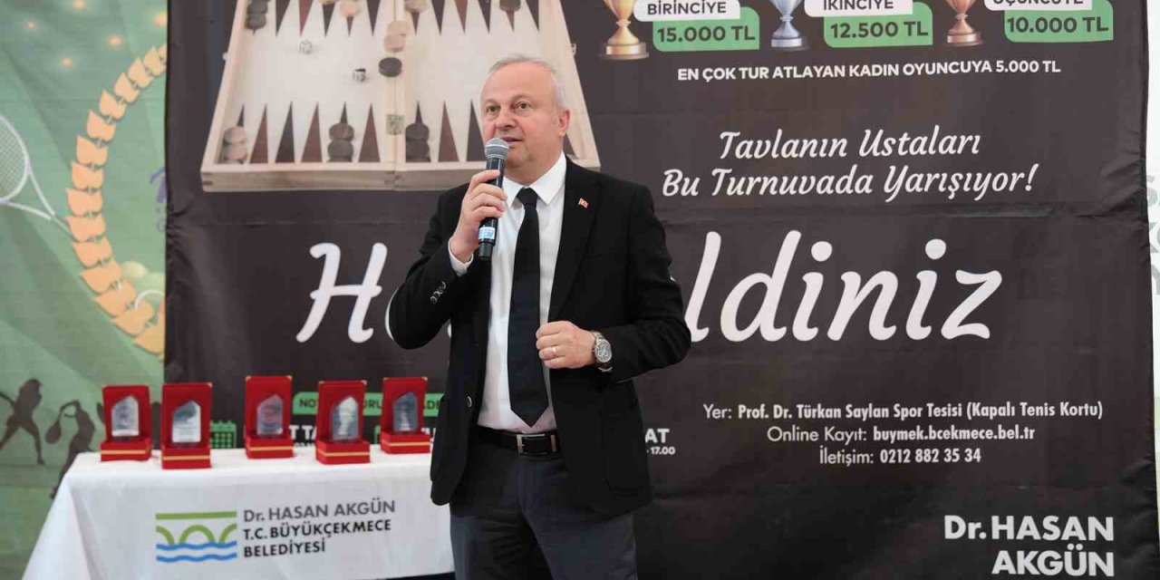 Büyükçekmece’de Kıran Kırana Tavla Turnuvası Heyecanı