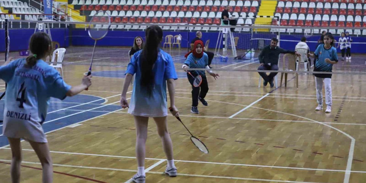 Badmintonta Şampiyon Raketler Belli Oldu