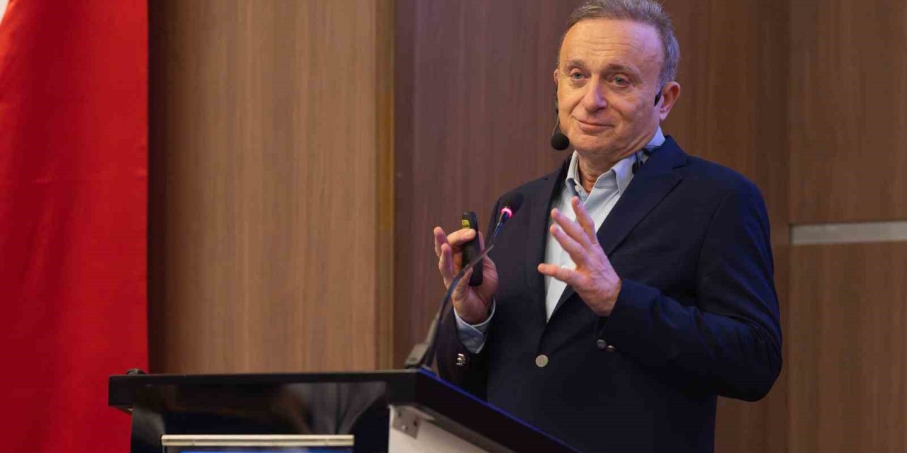 “Yapay Zekayla Beraber Metal Yaka Kavramı Hayatımıza Girecek”