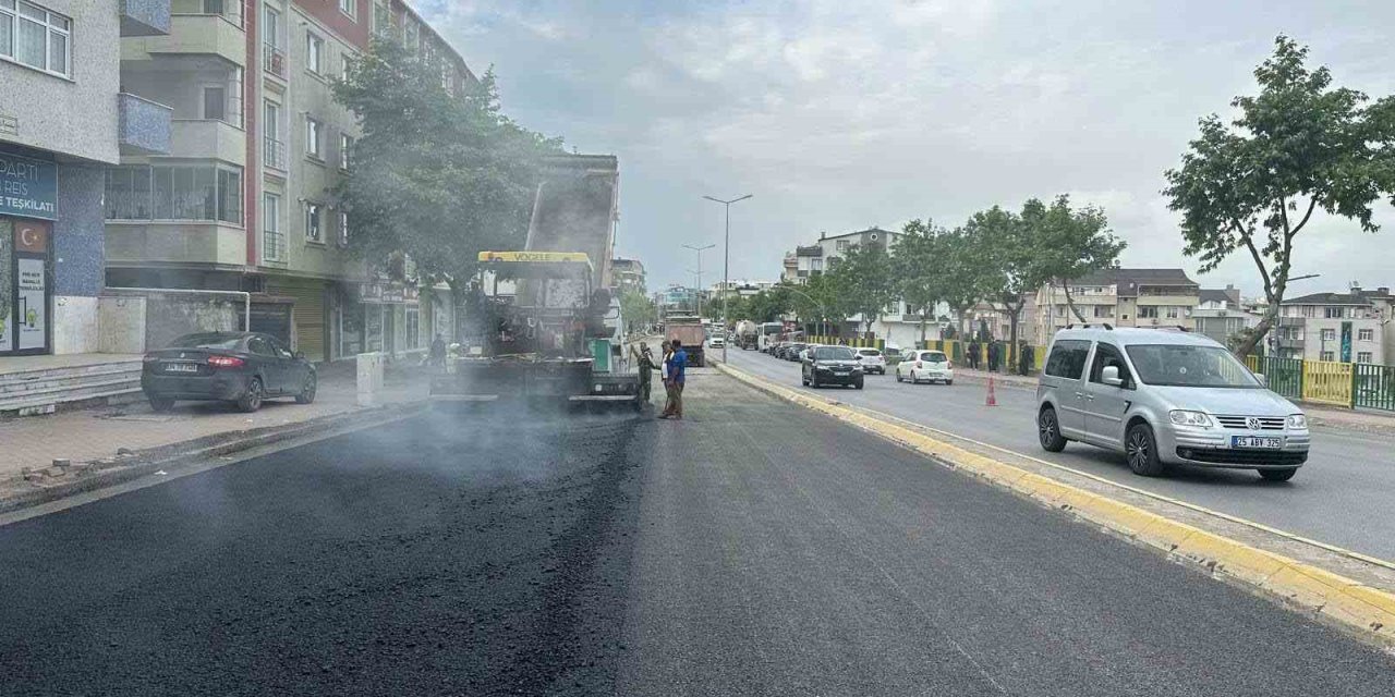 Tuzla Caddesi’nde Üstyapı Yenileniyor