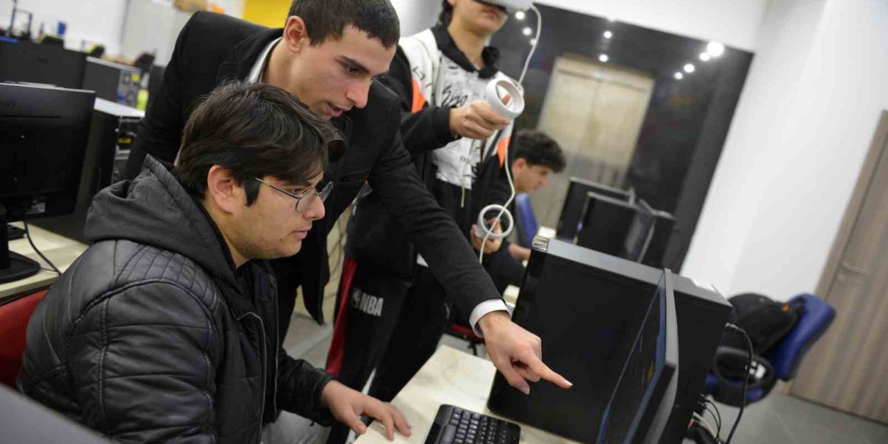 Muratpaşa’da Web Yazılımı Eğitimlerine Başvurular Başladı