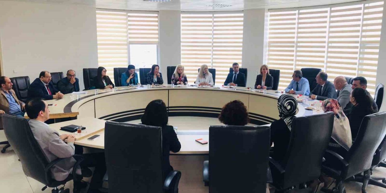 Elazığ’da  Aile Sağlık Merkezleri Ve Sağlık Evlerinde Verilen Hizmetler Değerlendirildi