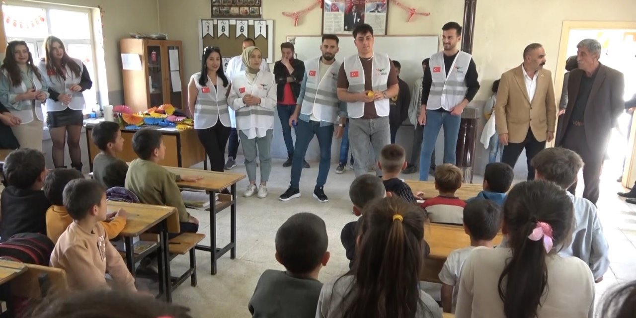 Köy Çocukları Tabletle Tanıştı