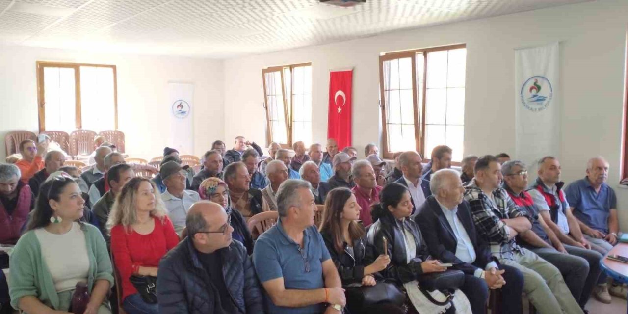 Kekik Üreticilerinin Eğitimleri Tamamlandı