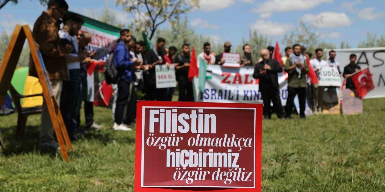 Asü Öğrencileri Gazze Nöbetine Başladı