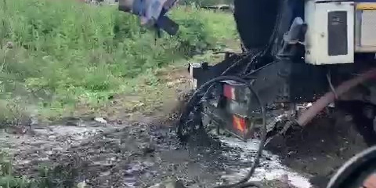 Tekirdağ’da Çevre Skandalı: Teski Aracı Dereyi Kirletirken Böyle Görüntülendi