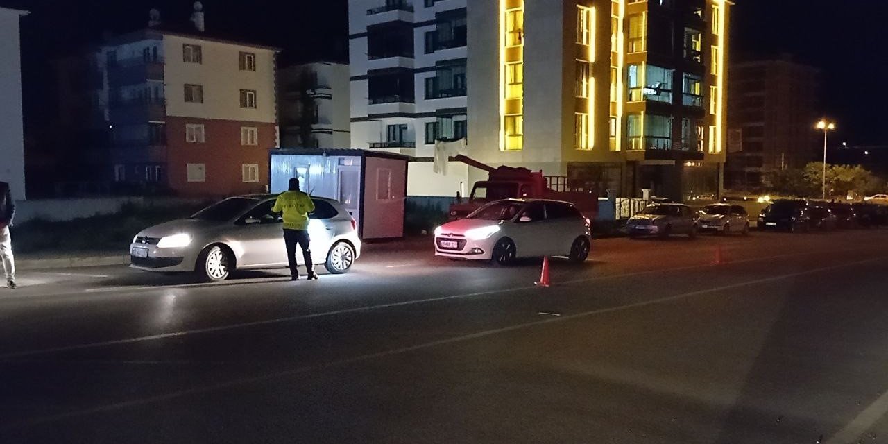 Kurallara Uymayan Sürücülere Ceza Yağdı