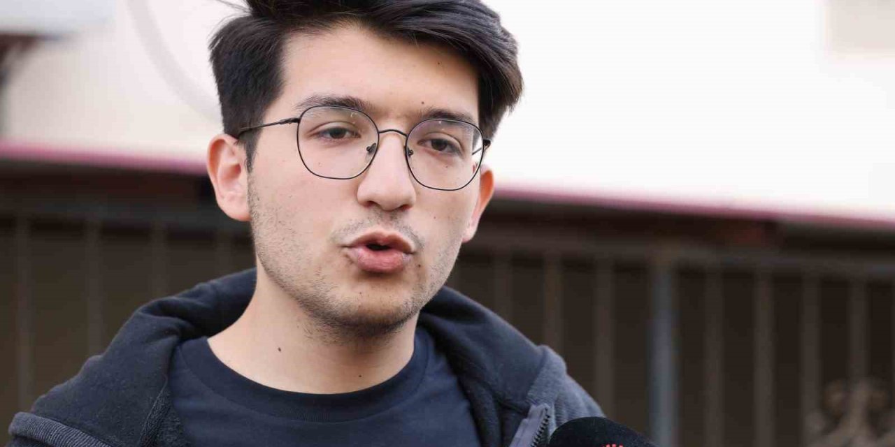 Annesi Maganda Kurşunuyla Ölen Hukuk Fakültesi Öğrencisi Burak: "Annem Cübbe Giydiğimi Göremeyecek"