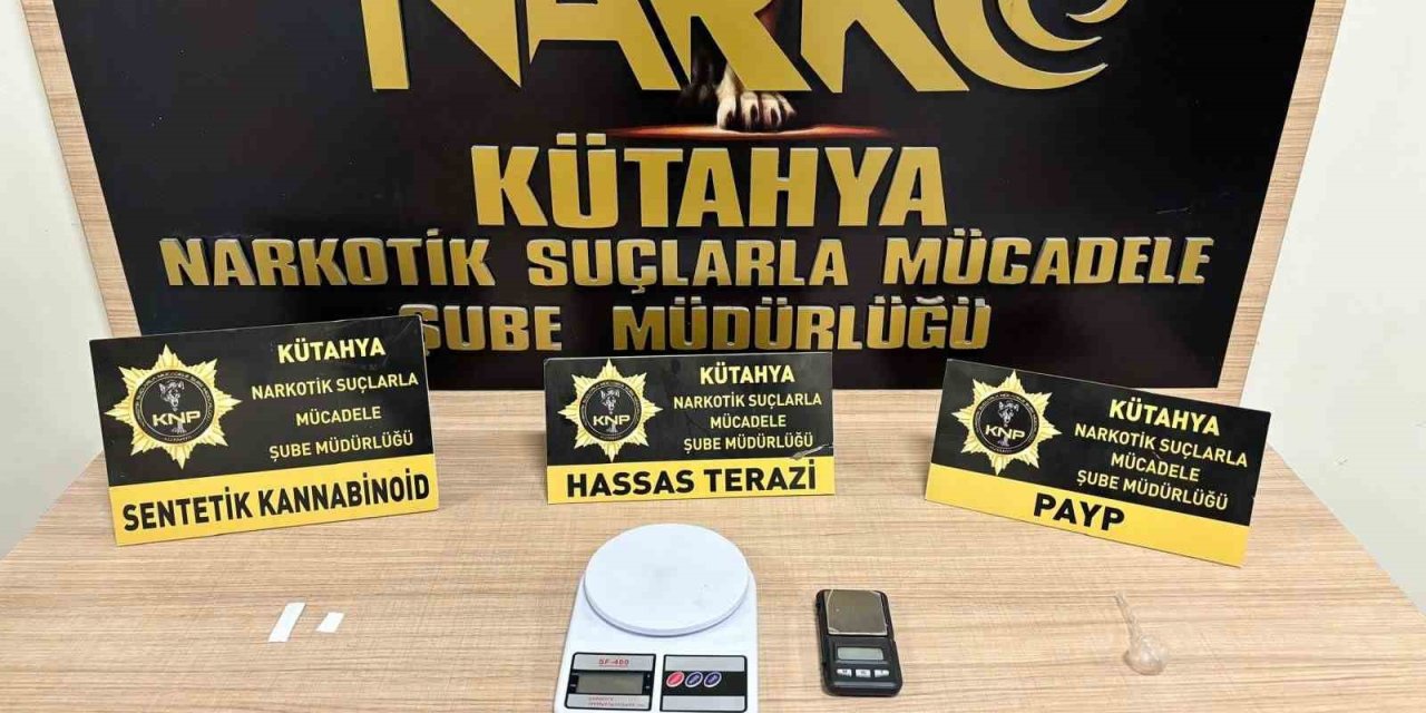 Kütahya’da Cezaevinden Çıkar Çıkmaz Tekrar Uyuşturucu Satan Zanlı Tutuklandı