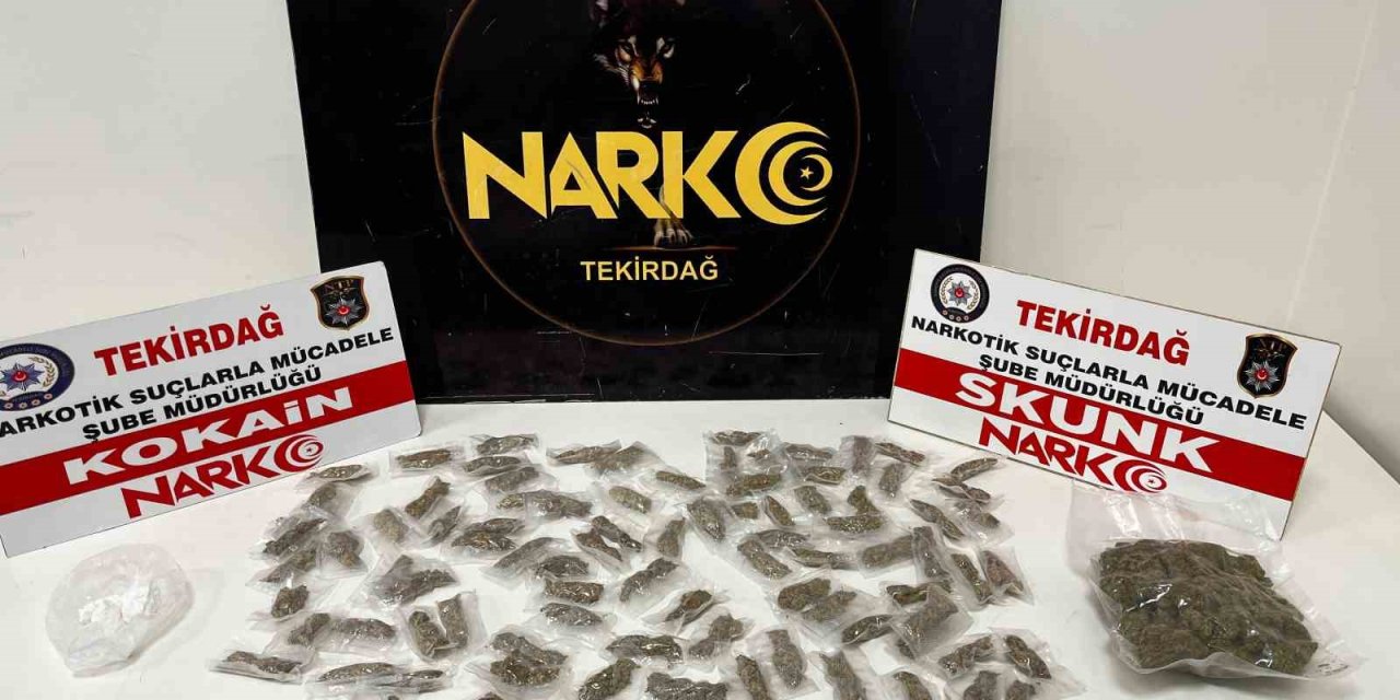 Şüpheli Araçtan Kokain Ve Skunk Çıktı