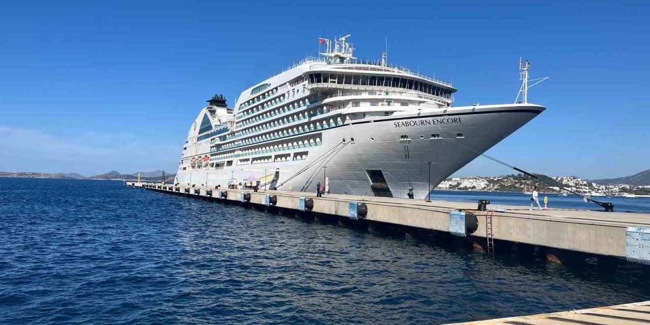 Bodrum’a 556 Yolcusuyla Geldi