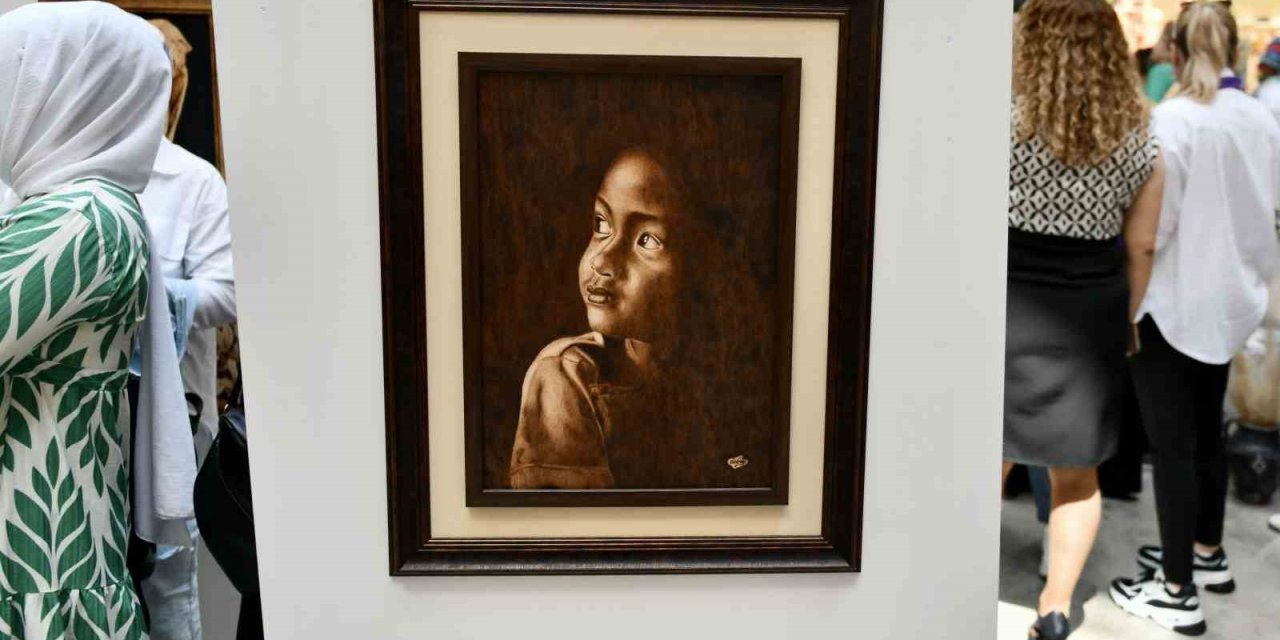 Esenyurtlu Kadınların El Emekleri “Anneler Günü” Sergisiyle Görücüye Çıktı