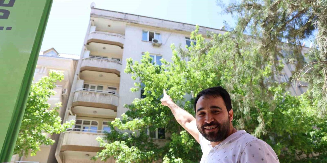 Kahramanmaraş’ta Beton Parçaları Düşen Bina Tehlike Oluşturdu