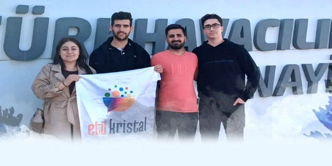 Etü Kristal Parlamaya Devam Ediyor