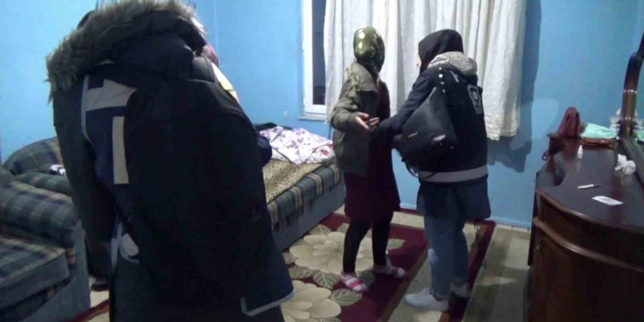 Erzurum’da Kaçak Göçmen Operasyonu: 13 Kaçak Göçmen Yakalandı