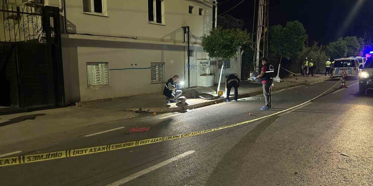 Adana’da Otomobil Bisikletli Yaşlı Adama Çarpıp Kaçtı: 1 Ölü