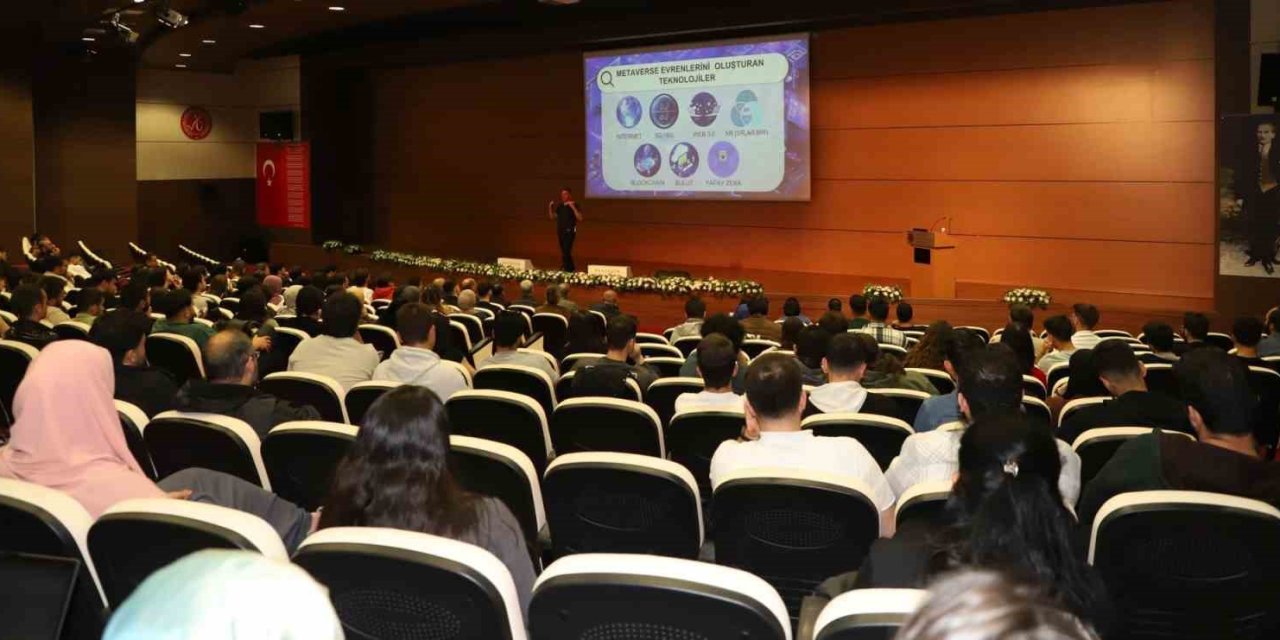 Nevü’de “Metaverse Ve Yapay Zeka” Konulu Konferans Düzenlendi