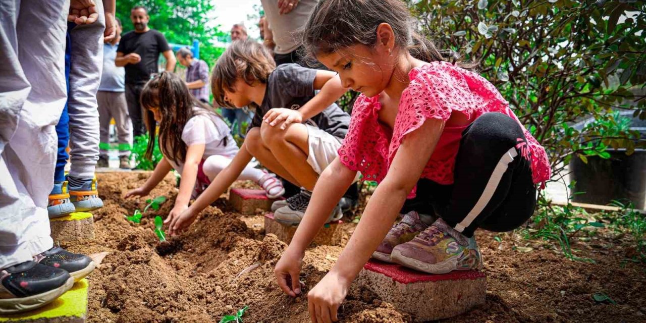 Kartallı Minikler Toprakla Buluştu