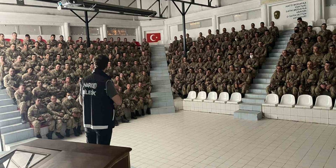 Uyuşturucuya Karşı 2 Bin 733 Asker Bilgilendirildi