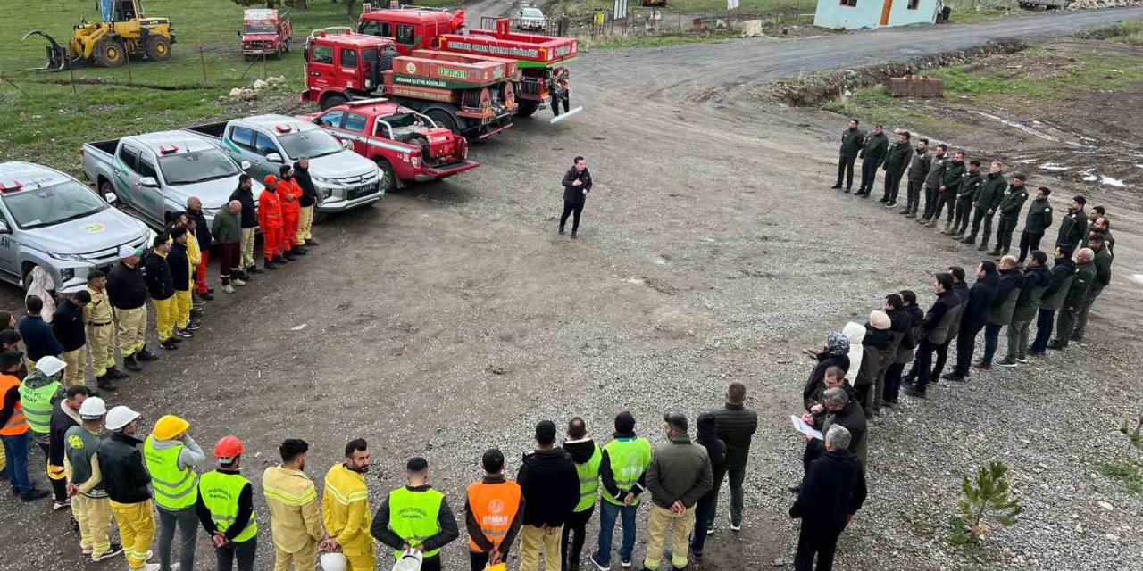 Sarıkamış’ta Orman Personeline Yangın Eğitimi