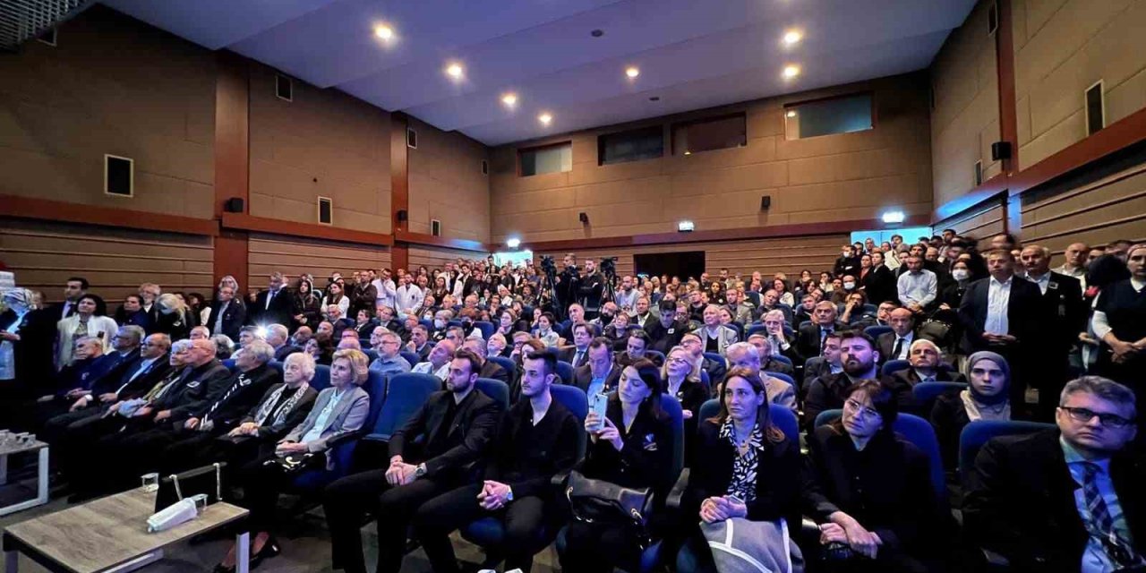 Hayatını Kaybeden Duayen Kalp Cerrahı Prof. Dr. Cevat Yakut İçin Anma Töreni Düzenlendi