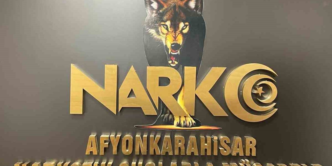 Araçta Uyuşturucu İle Yakalanan 2 Kişi Gözaltına Alındı