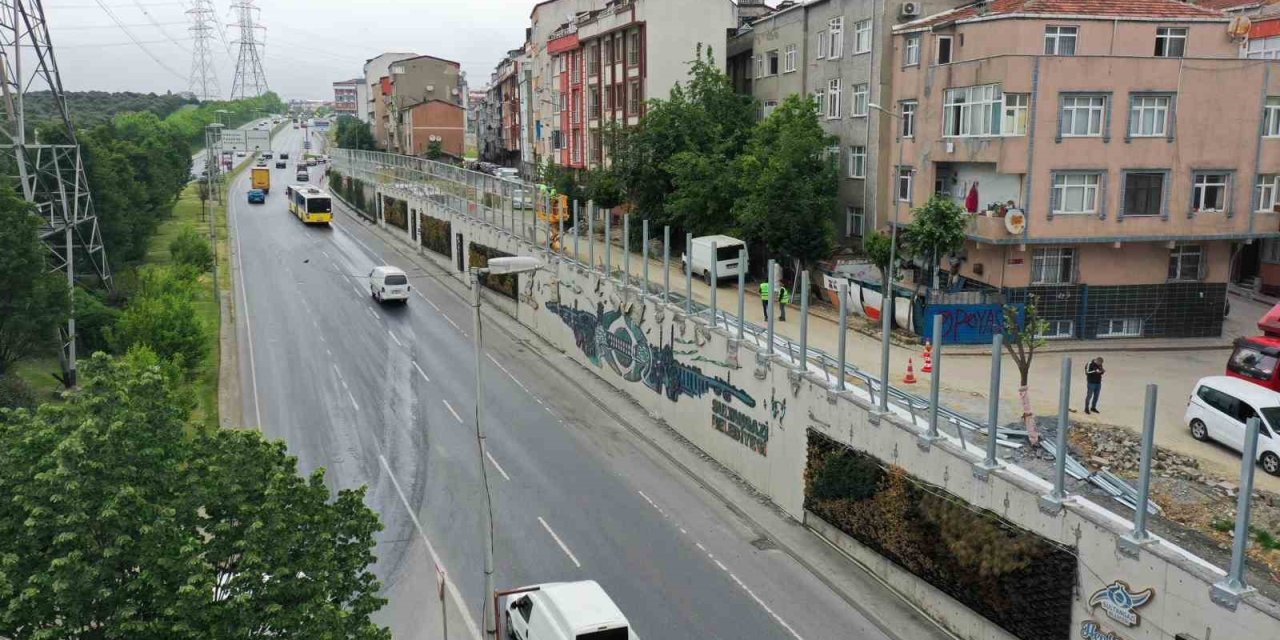 Sultangazi Belediyesi’nden Gürültü Bariyeri Çalışması