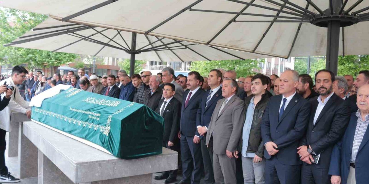 Ramazan Özcan Dualarla Uğurlandı