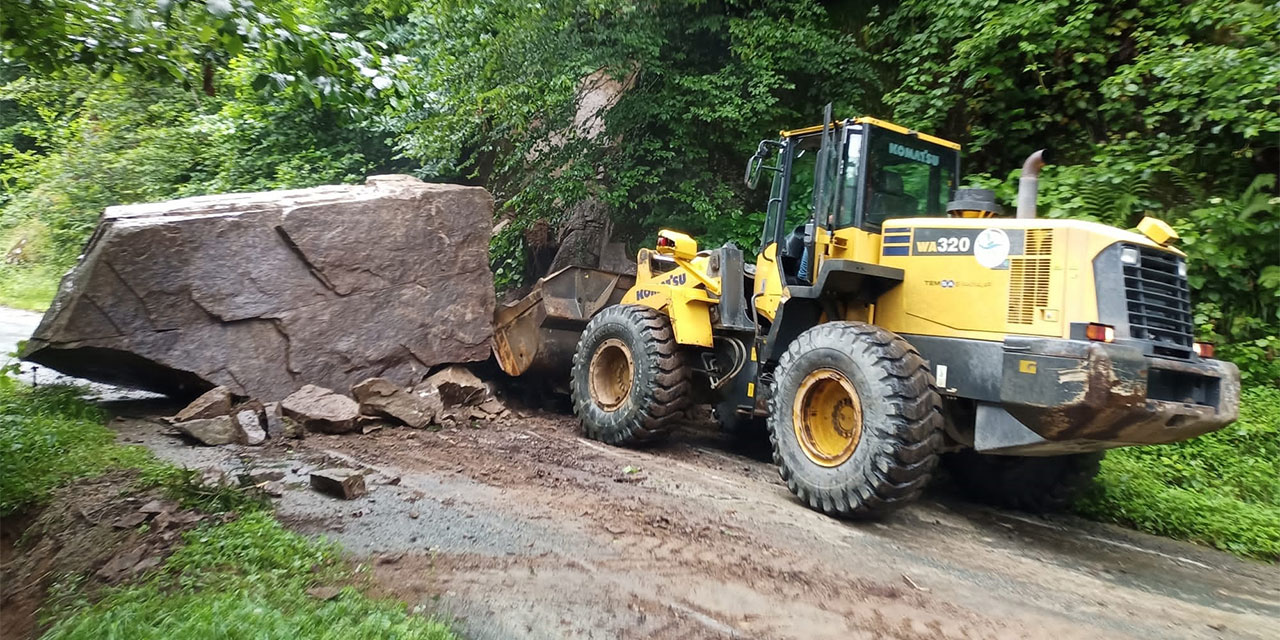 Rize'de heyelan meydana geldi