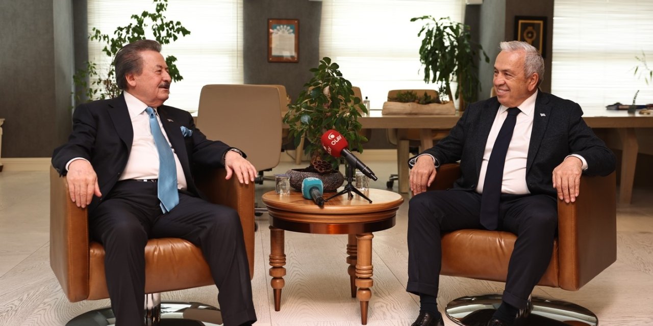 Cavit Çağlar’dan Başkan Şadi Özdemir’e Tebrik Ziyareti