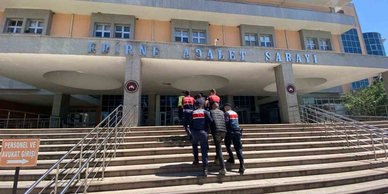 Edirne’de Türk Vatandaşlarını Yurt Dışına Kaçırmaya Çalışan Iraklılar Tutuklandı