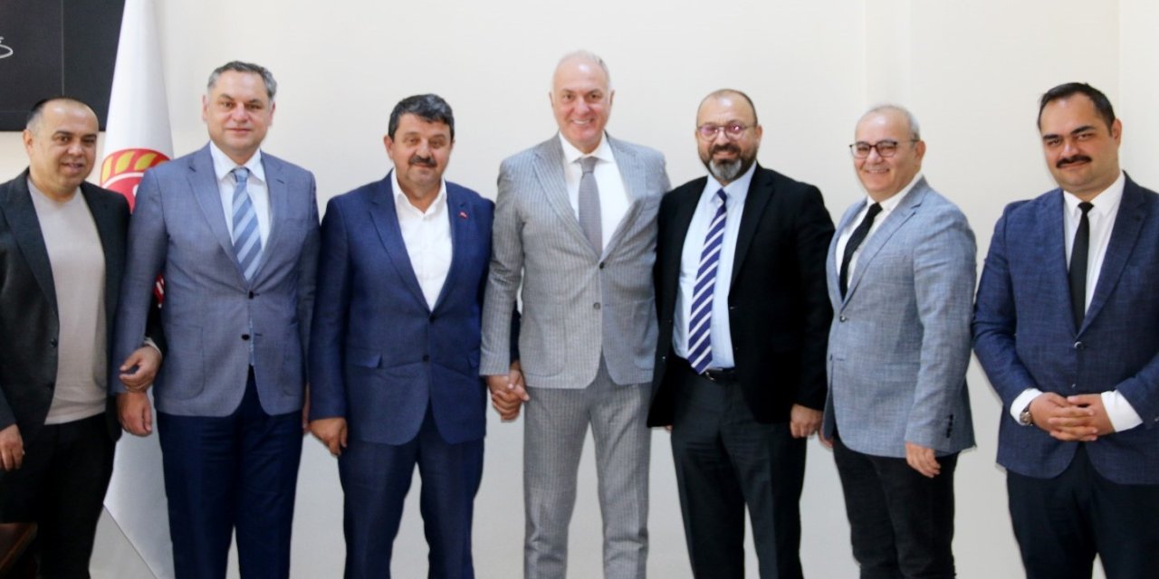 Kütahya Osb Yönetim Kurulu, İl Genel Meclis Başkanı Özcura’yı Ziyaret Etti