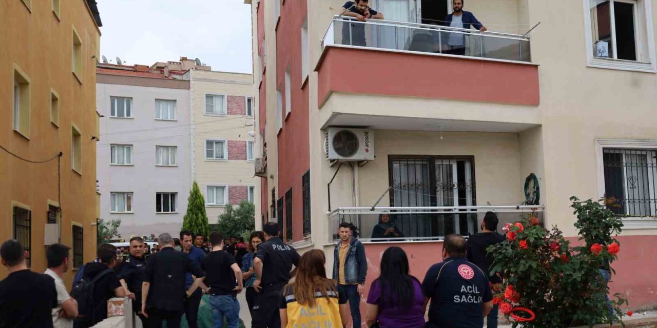 Kocasının Bıçakladığı Kadın Hayatını Kaybetti