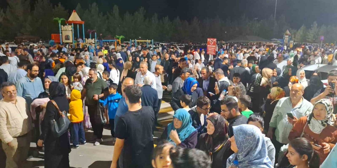 Peygamberler Şehrinden Kutsal Topraklara Dualarla Uğurlandılar