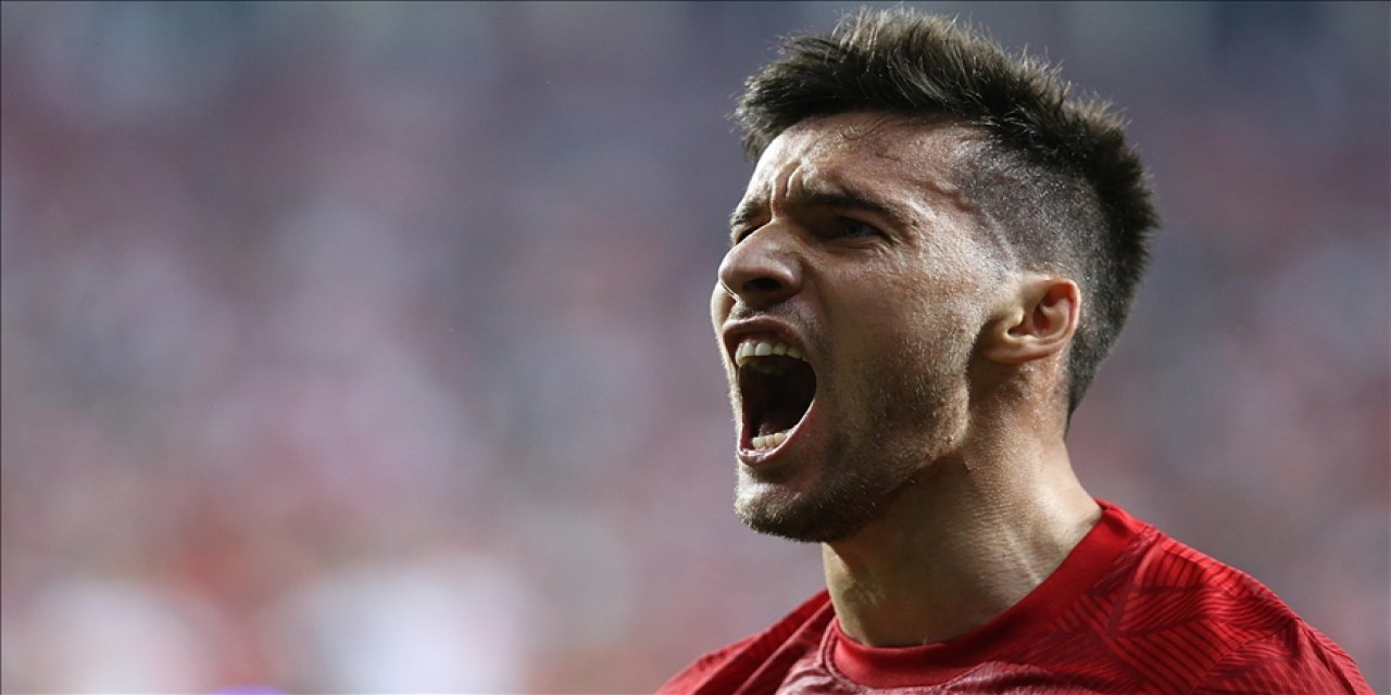 Fenerbahçe, milli futbolcu Umut Nayir ile 2+1 yıllık sözleşme imzaladı