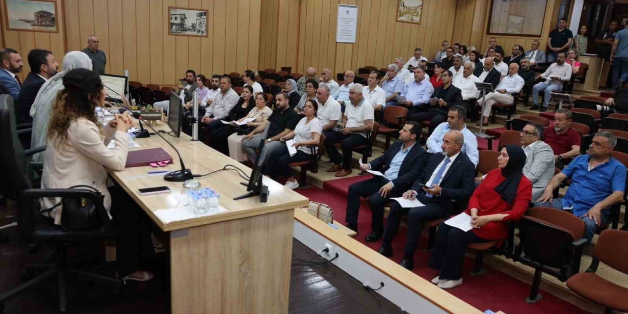 Akdeniz Belediyesinden Kültür Ve Sanata Destek