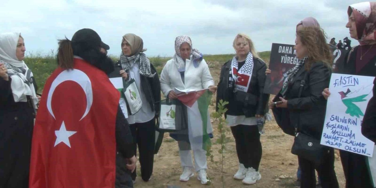 Ak Parti İstanbul Kadın Kolları’ndan Anneler Gününde Anlamlı Etkinlik