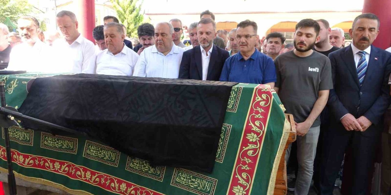 Ak Parti İl Başkanının Oğlunun Öldüğü Kazada Sürücüye 4 Yıl 2 Ay Hapis Cezası