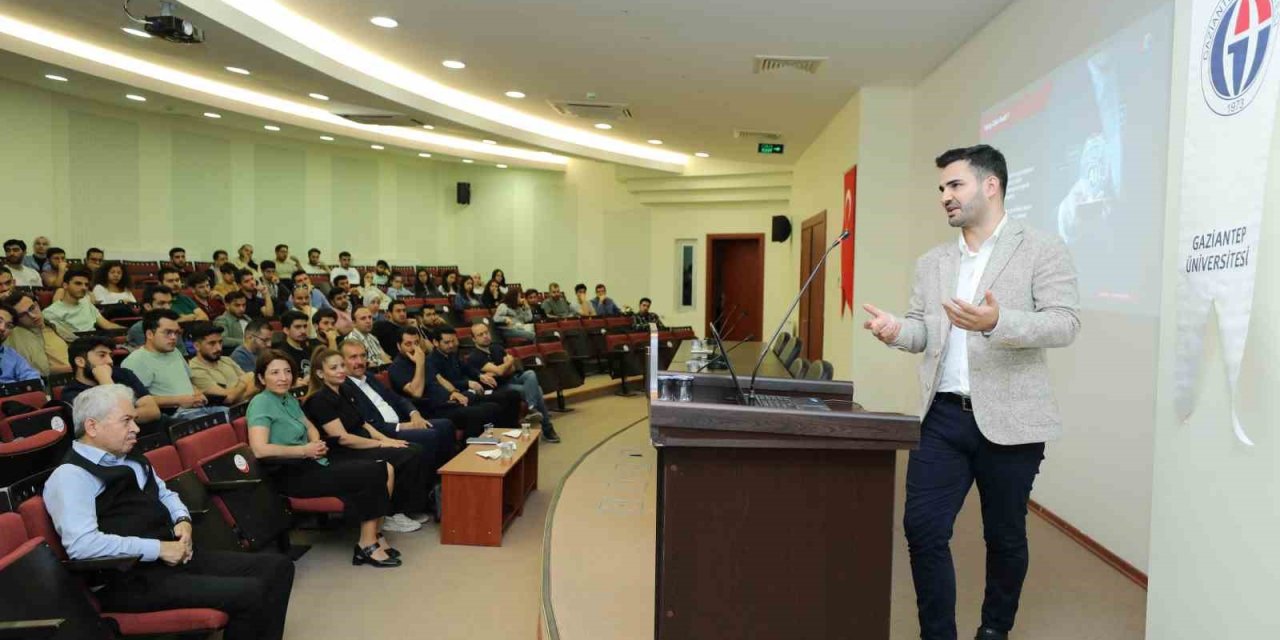 Gaün’de “Türkiye’nin Büyük Dil Modeli” Söyleşisi