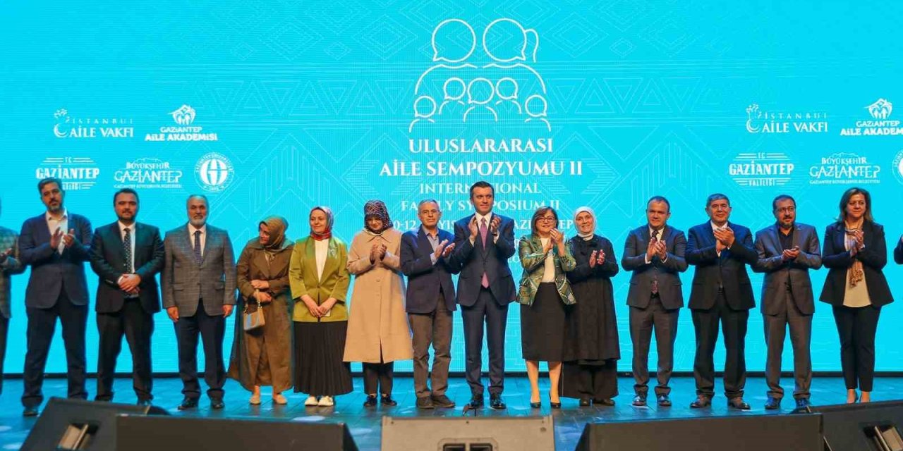 Gaziantep’te "2. Uluslararası Aile Sempozyumu" Başladı