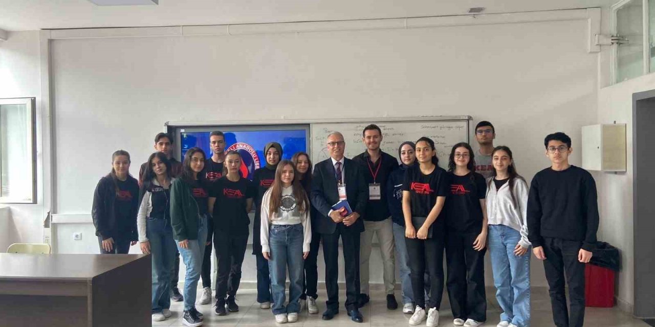 Kariyer Günü Etkinliği 67 Başarılı İsmin Katılımı İle Gerçekleşti