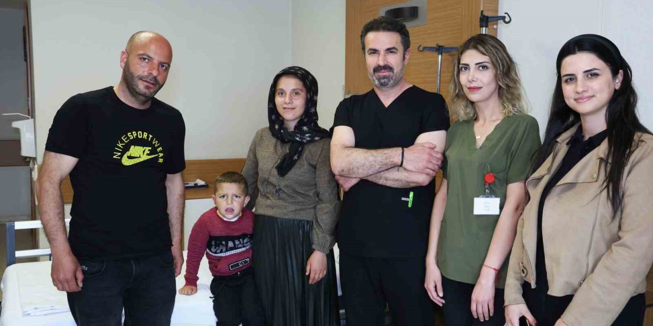 Sobanın Üstündeki Sıcak Patatesi Yiyen Çocuk Ölümden Döndü