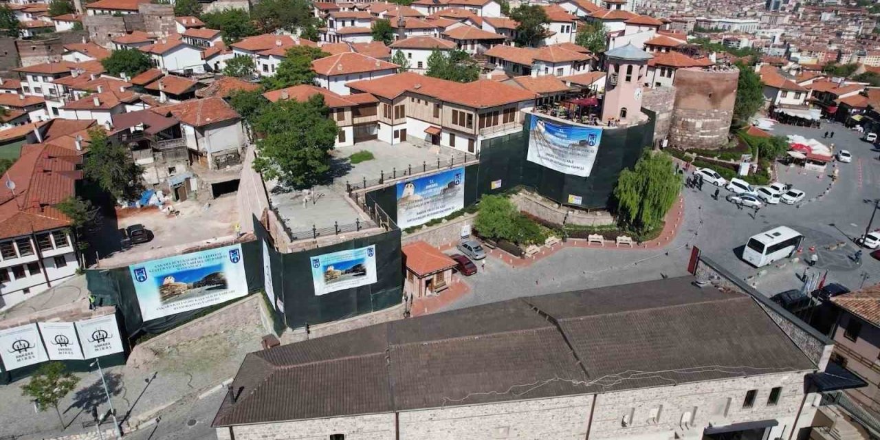 Ankara Kalesi Restorasyon Çalışmaları Havadan Görüntülendi
