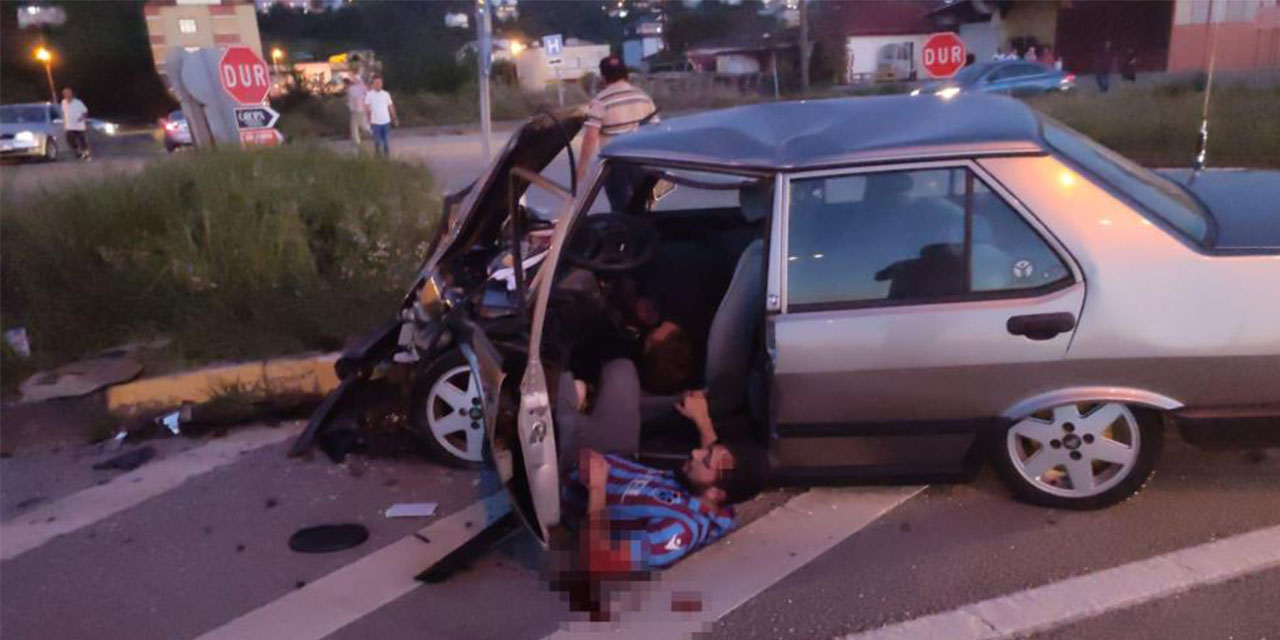 Giresun'da iki otomobilin çarpışması sonucu 7 kişi yaralandı