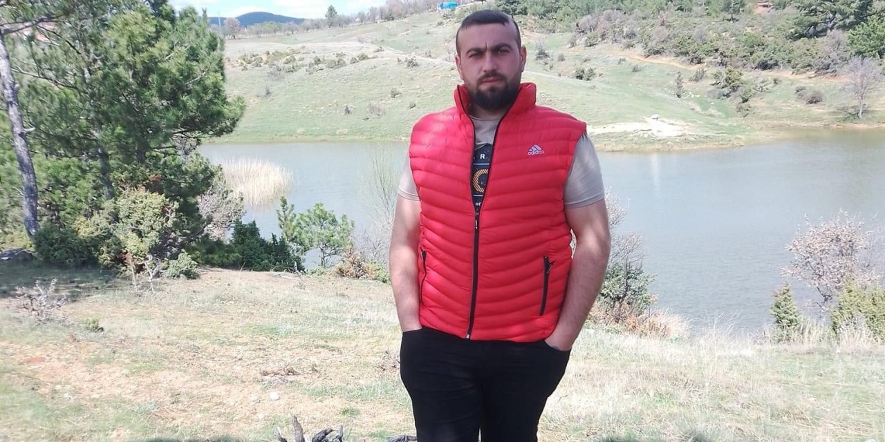 Silahla Vurularak Ağır Yaralanan Genç Hastanede Hayatını Kaybetti