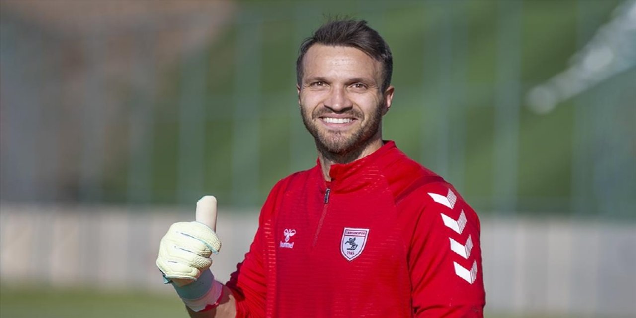 Samsunspor'un file bekçisi Okan Kocuk, yeni takımının kalesini korumak için sabırsızlanıyor