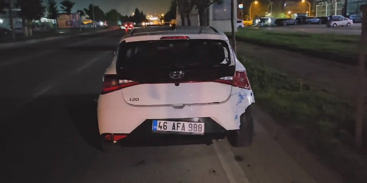 Bursa’da Otomobile Çarpan Motosiklet Sürücüsü Yaralandı